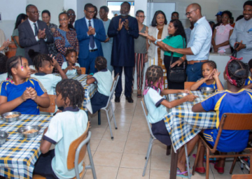 CEDEAO et le PAM soutiennent le Programme national d'alimentation scolaire du Cap-Vert